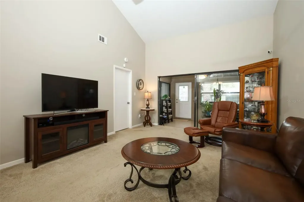 658 Woodridge Drive Fern Park FL 32730