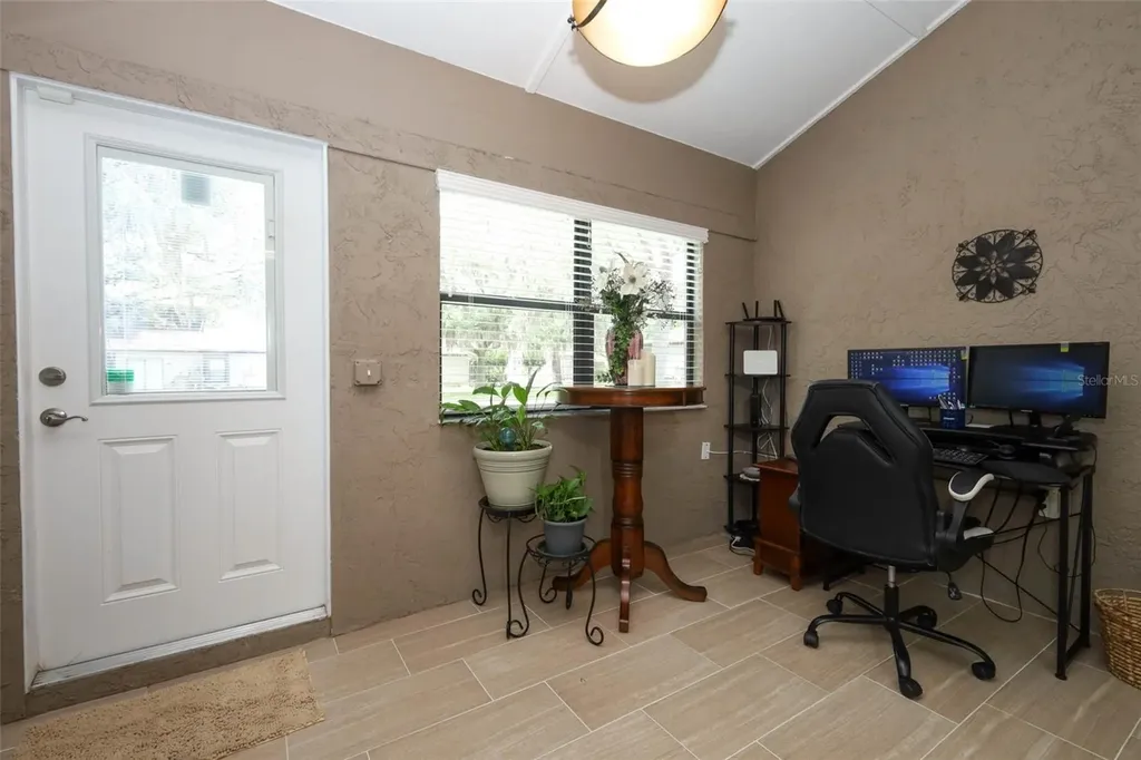 658 Woodridge Drive Fern Park FL 32730
