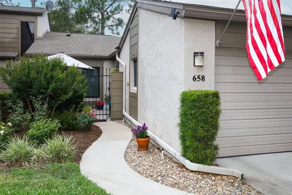 658 Woodridge Drive Fern Park FL 32730