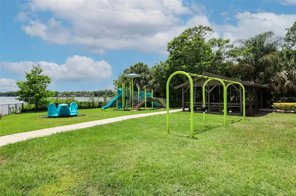 658 Woodridge Drive Fern Park FL 32730