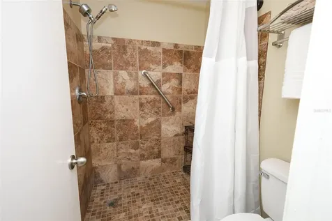 658 Woodridge Drive Fern Park FL 32730