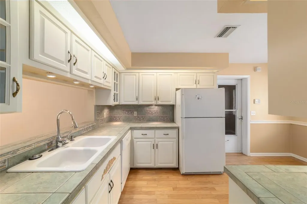1927 SE 37th Court Circle Ocala FL 34471