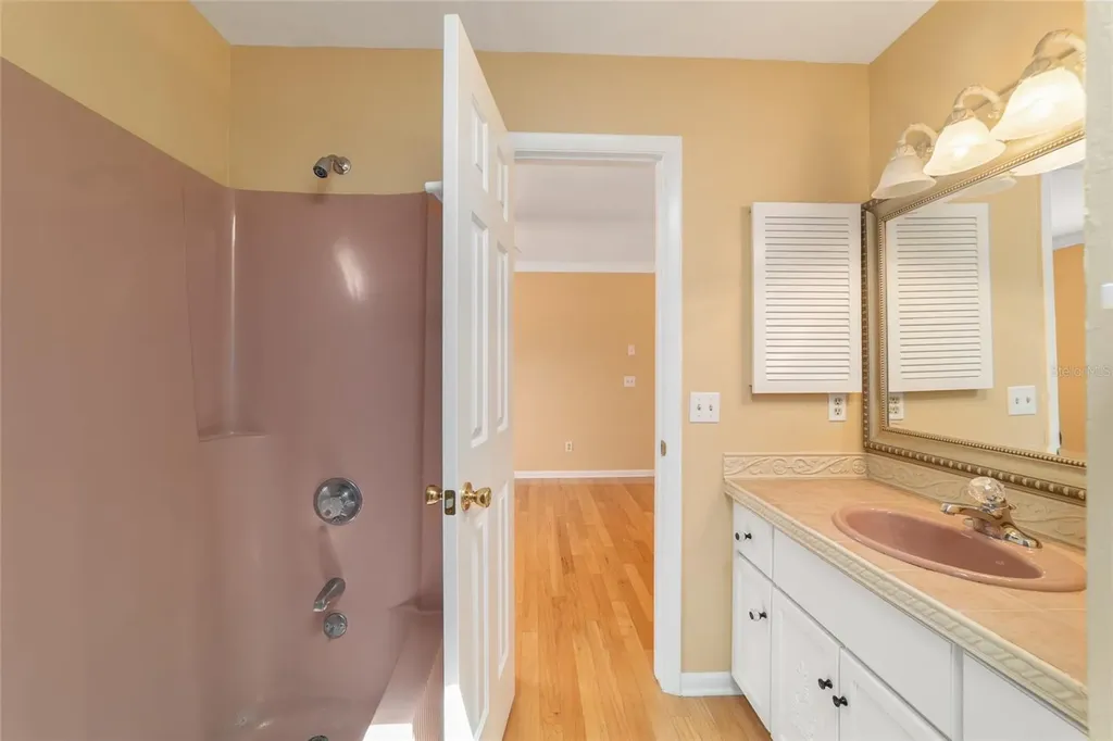 1927 SE 37th Court Circle Ocala FL 34471