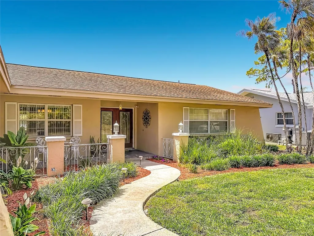6490 Burning Tree Drive Seminole FL 33777