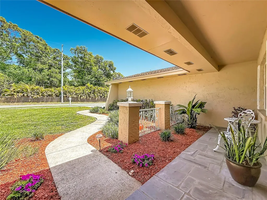 6490 Burning Tree Drive Seminole FL 33777