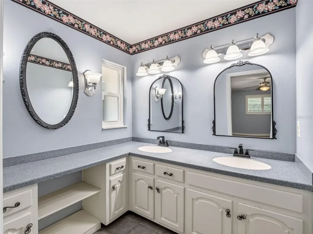 1214 Sweetbriar Road Orlando FL 32806