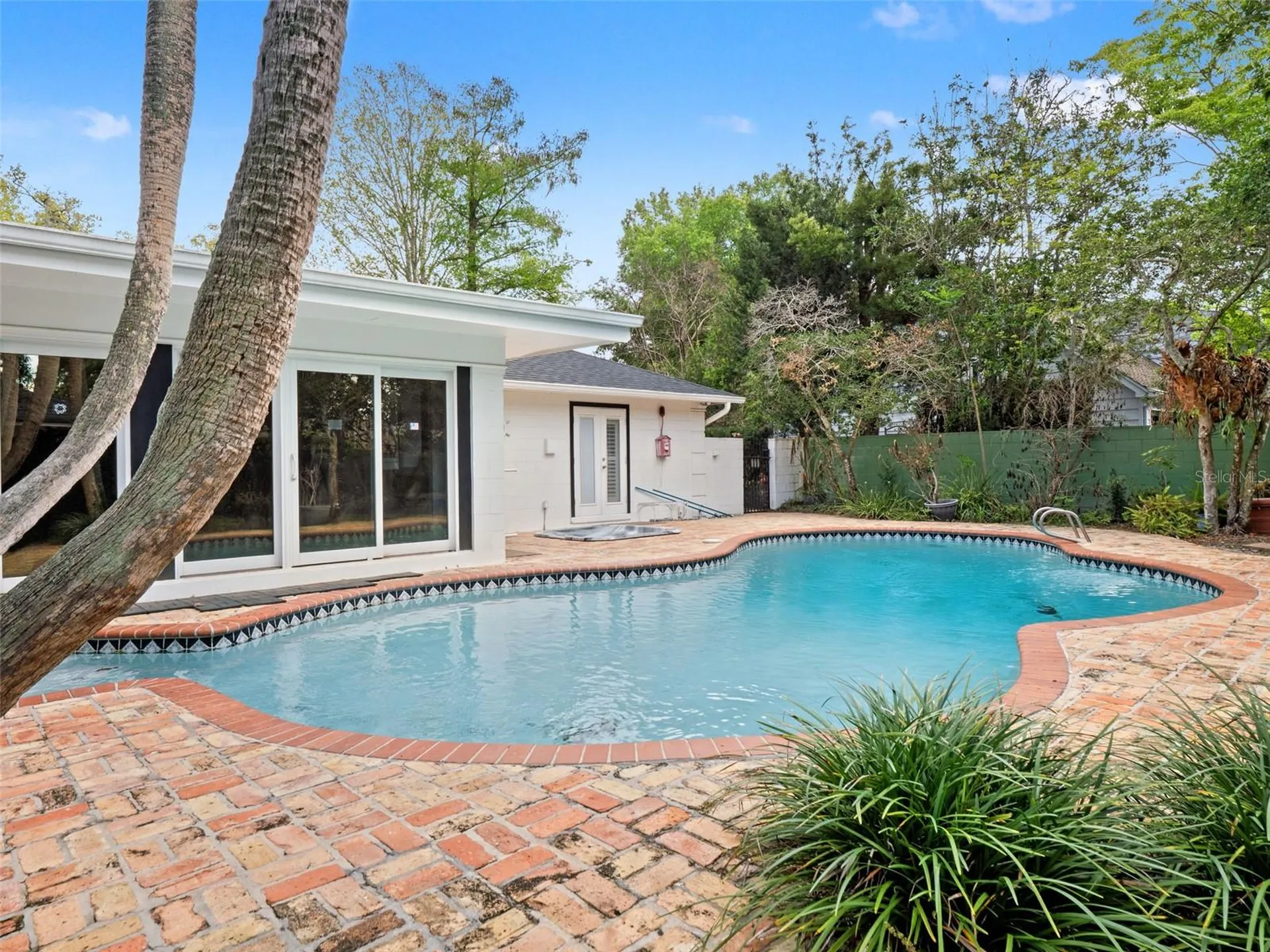1214 Sweetbriar Road Orlando FL 32806