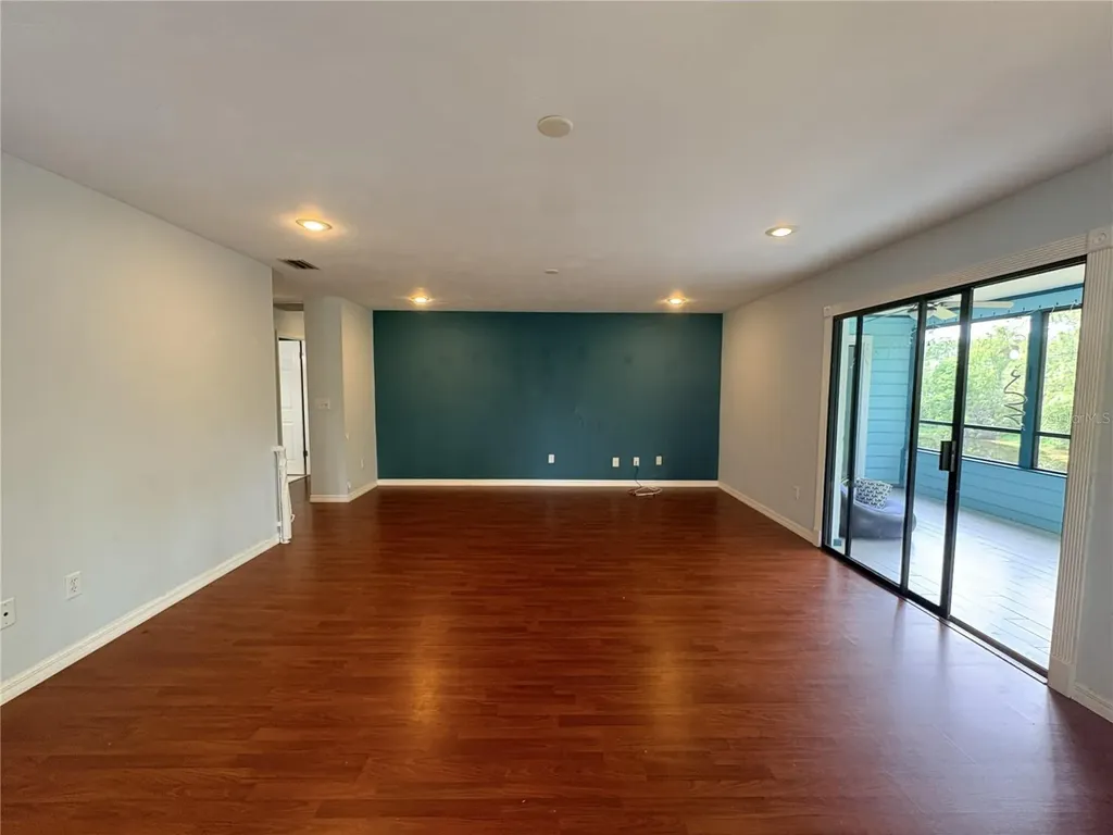 100 Kingbird Circle Daytona Beach FL 32119