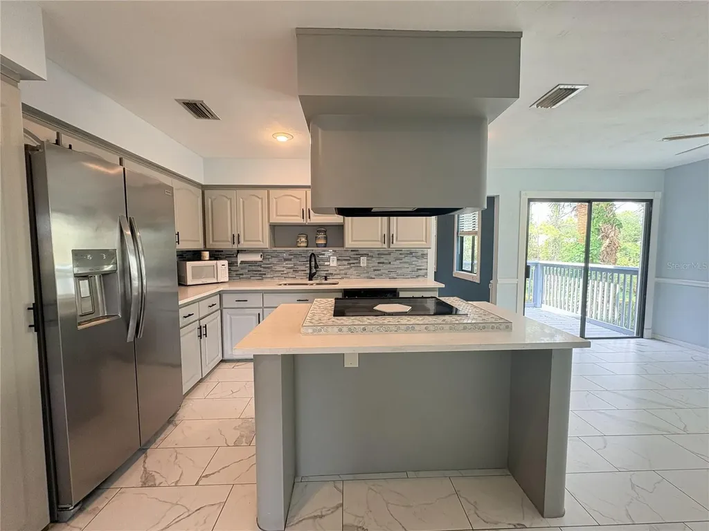 100 Kingbird Circle Daytona Beach FL 32119