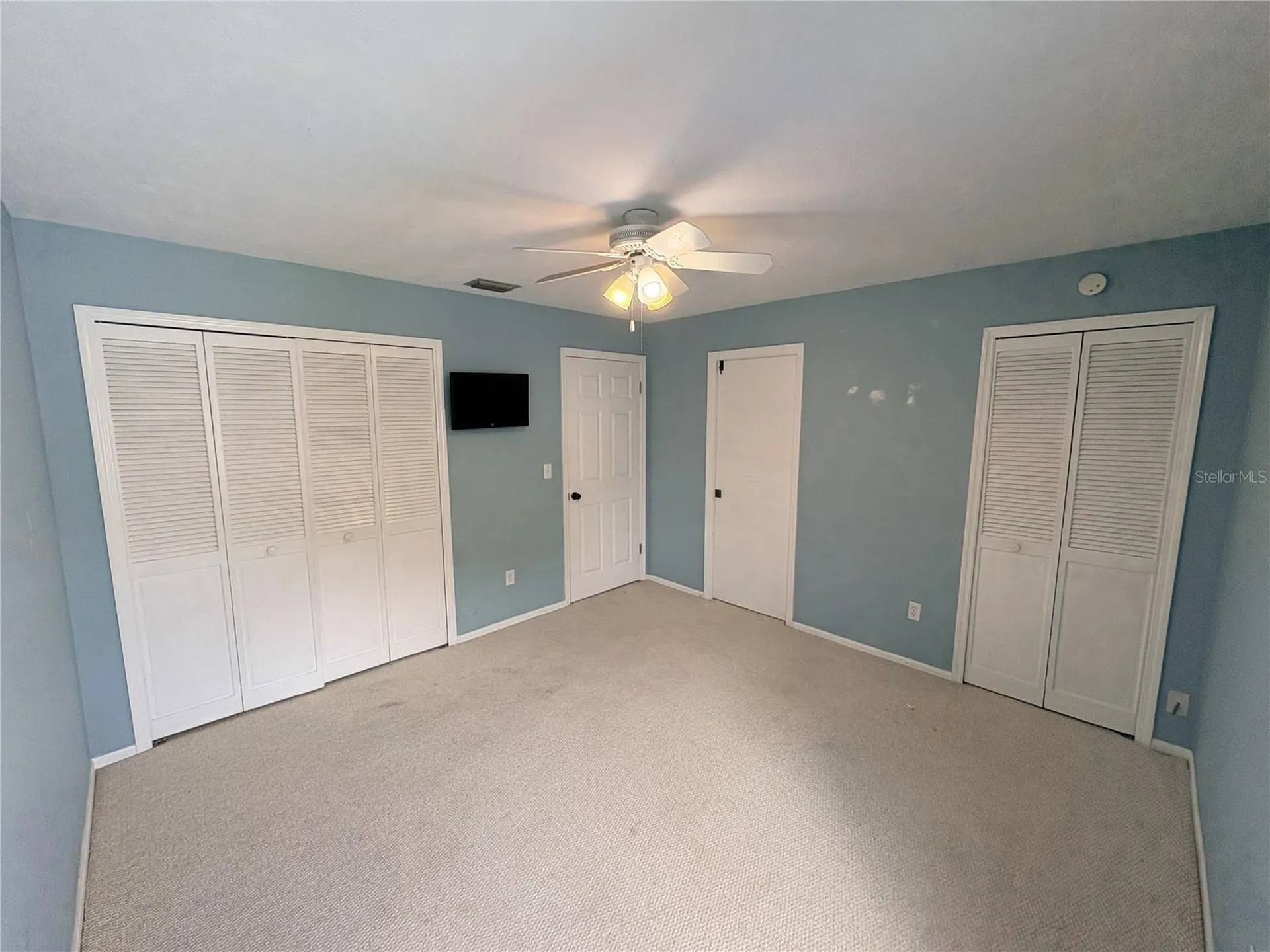 100 Kingbird Circle Daytona Beach FL 32119