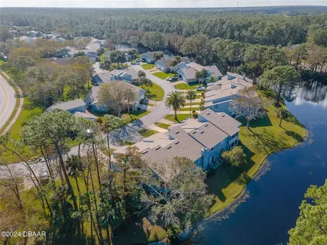 100 Kingbird Circle Daytona Beach FL 32119
