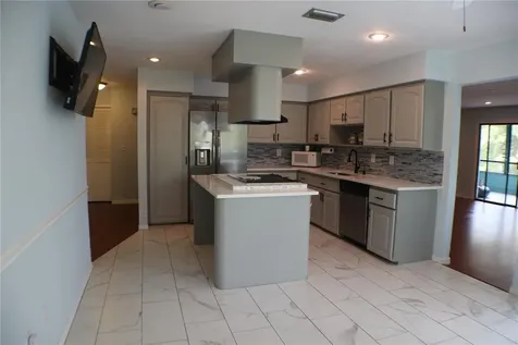 100 Kingbird Circle Daytona Beach FL 32119