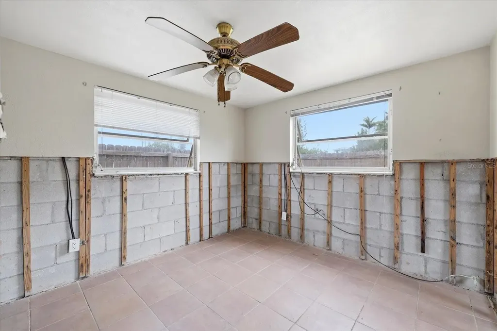 510 Marlyn Way Madeira Beach FL 33708