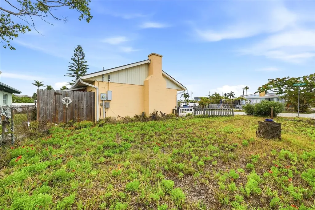510 Marlyn Way Madeira Beach FL 33708