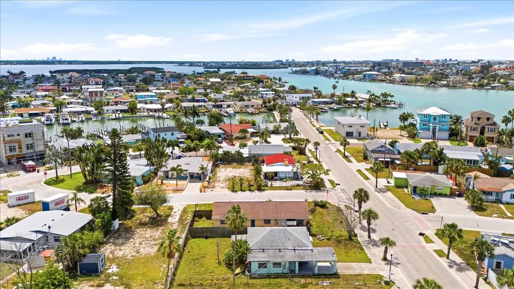 510 Marlyn Way Madeira Beach FL 33708