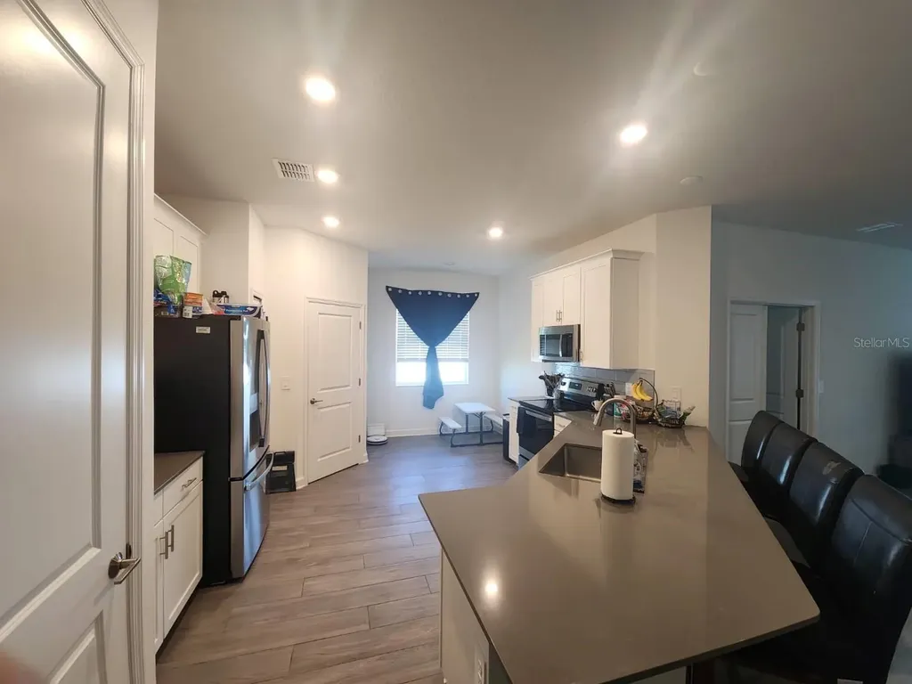 1614 Contentment Loop Kissimmee FL 34744