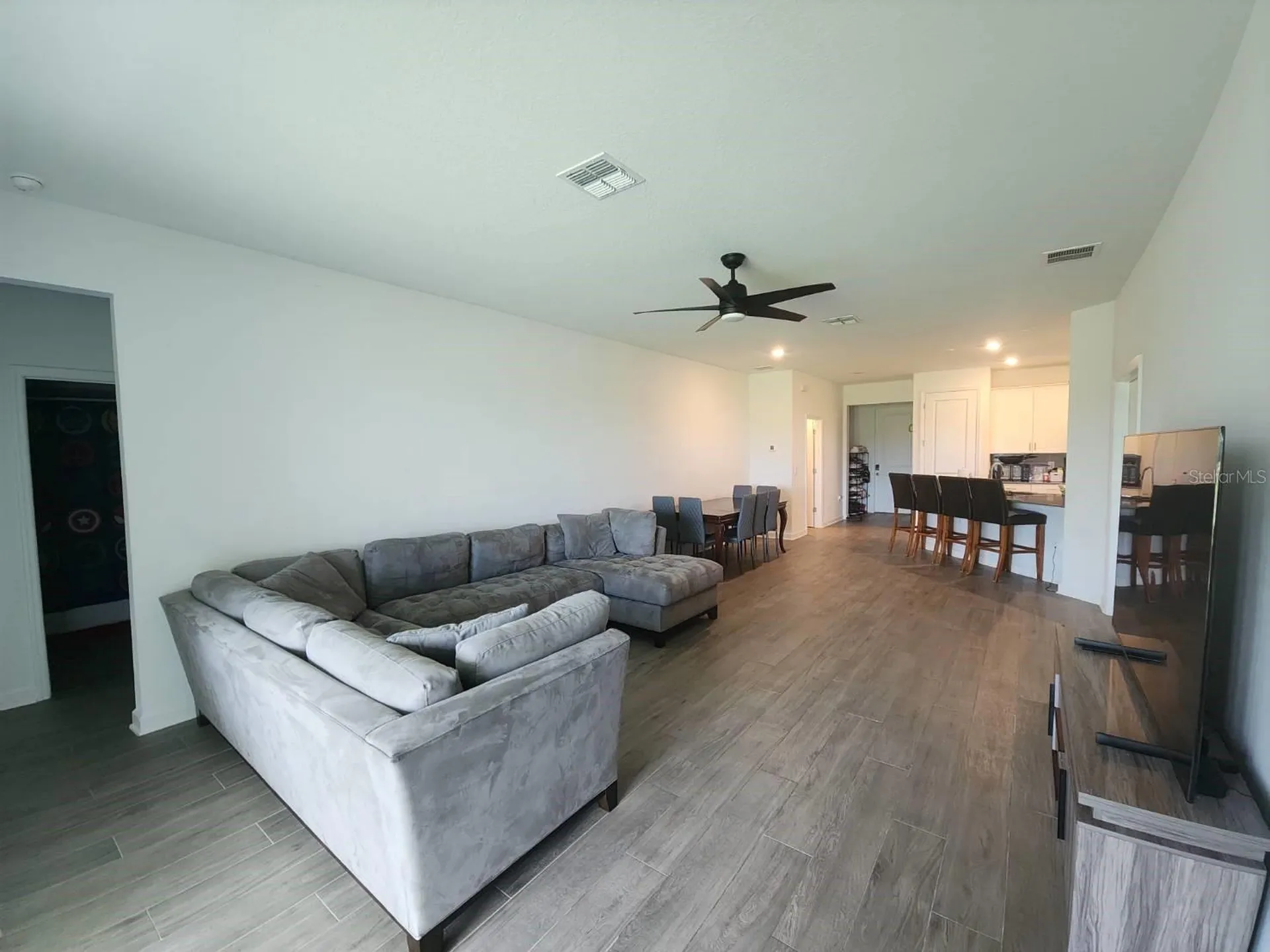 1614 Contentment Loop Kissimmee FL 34744