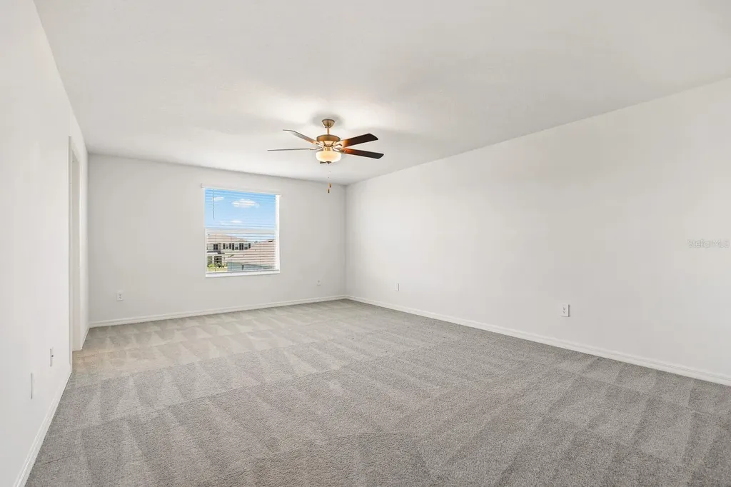2881 Silver Scallop Loop Wimauma FL 33598
