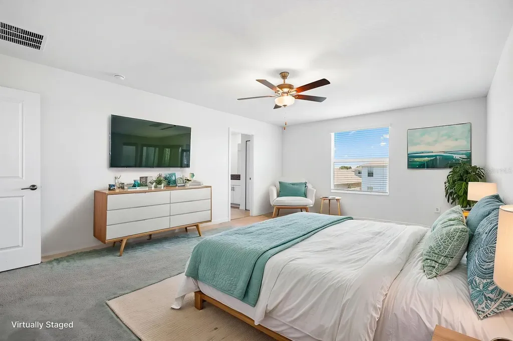 2881 Silver Scallop Loop Wimauma FL 33598