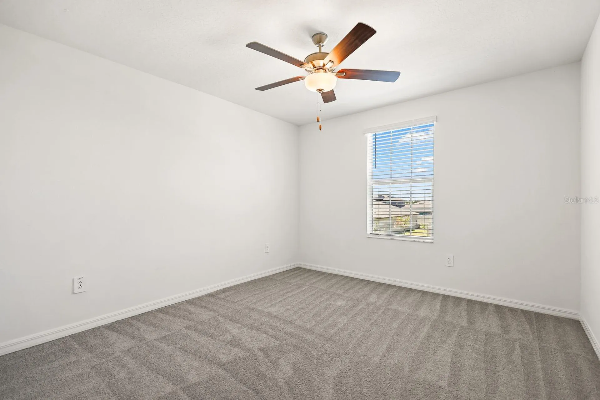 2881 Silver Scallop Loop Wimauma FL 33598