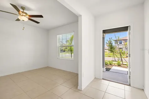 2881 Silver Scallop Loop Wimauma FL 33598