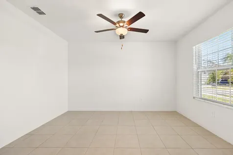 2881 Silver Scallop Loop Wimauma FL 33598