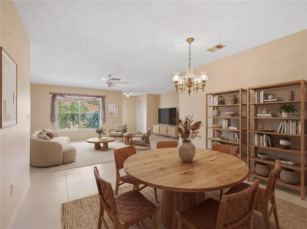 1027 Bluewater Drive Sun City Center FL 33573