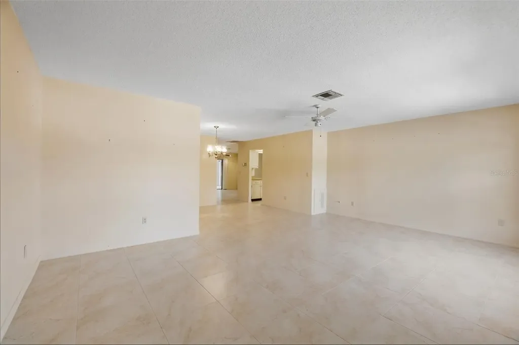 1027 Bluewater Drive Sun City Center FL 33573