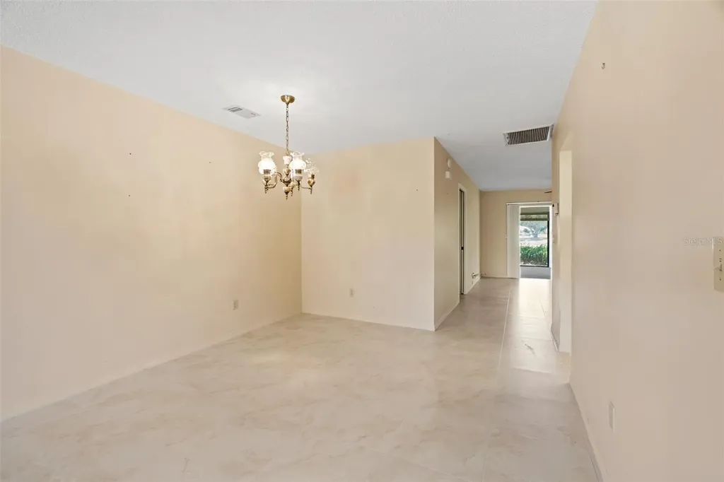 1027 Bluewater Drive Sun City Center FL 33573