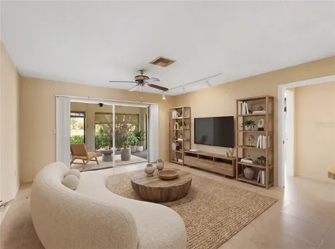 1027 Bluewater Drive Sun City Center FL 33573