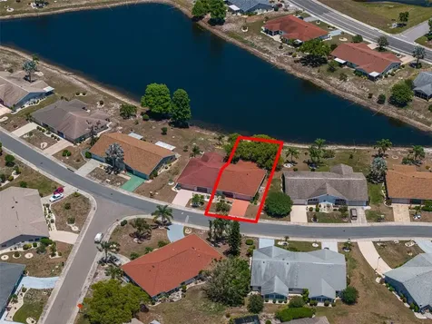 1027 Bluewater Drive Sun City Center FL 33573
