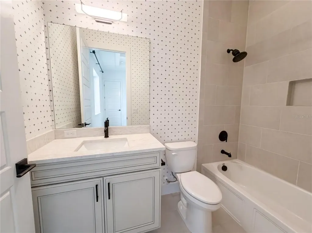 5911 Redbay Boulevard Bradenton FL 34210