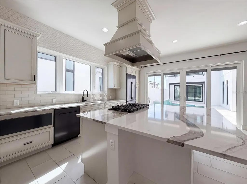5911 Redbay Boulevard Bradenton FL 34210