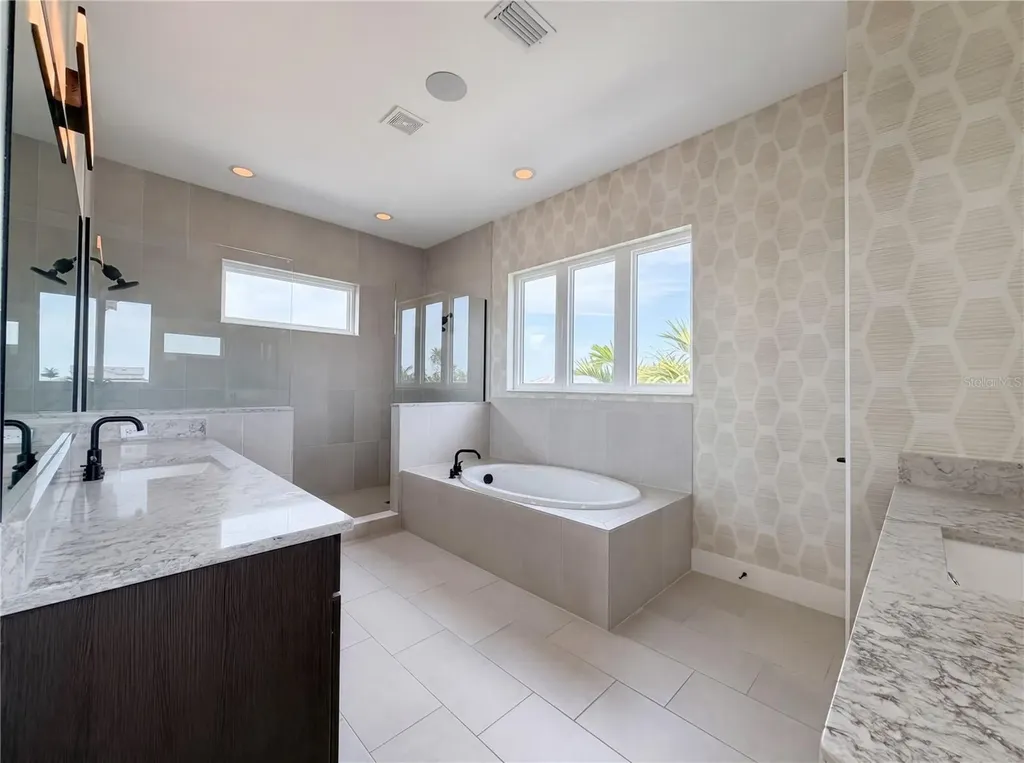 5911 Redbay Boulevard Bradenton FL 34210