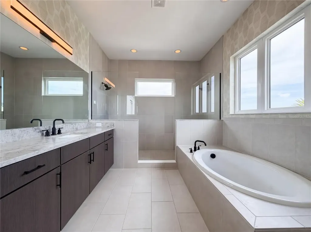 5911 Redbay Boulevard Bradenton FL 34210