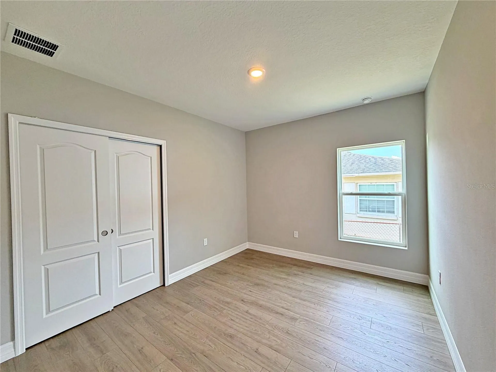 5023 Old Cheney Highway Orlando FL 32807