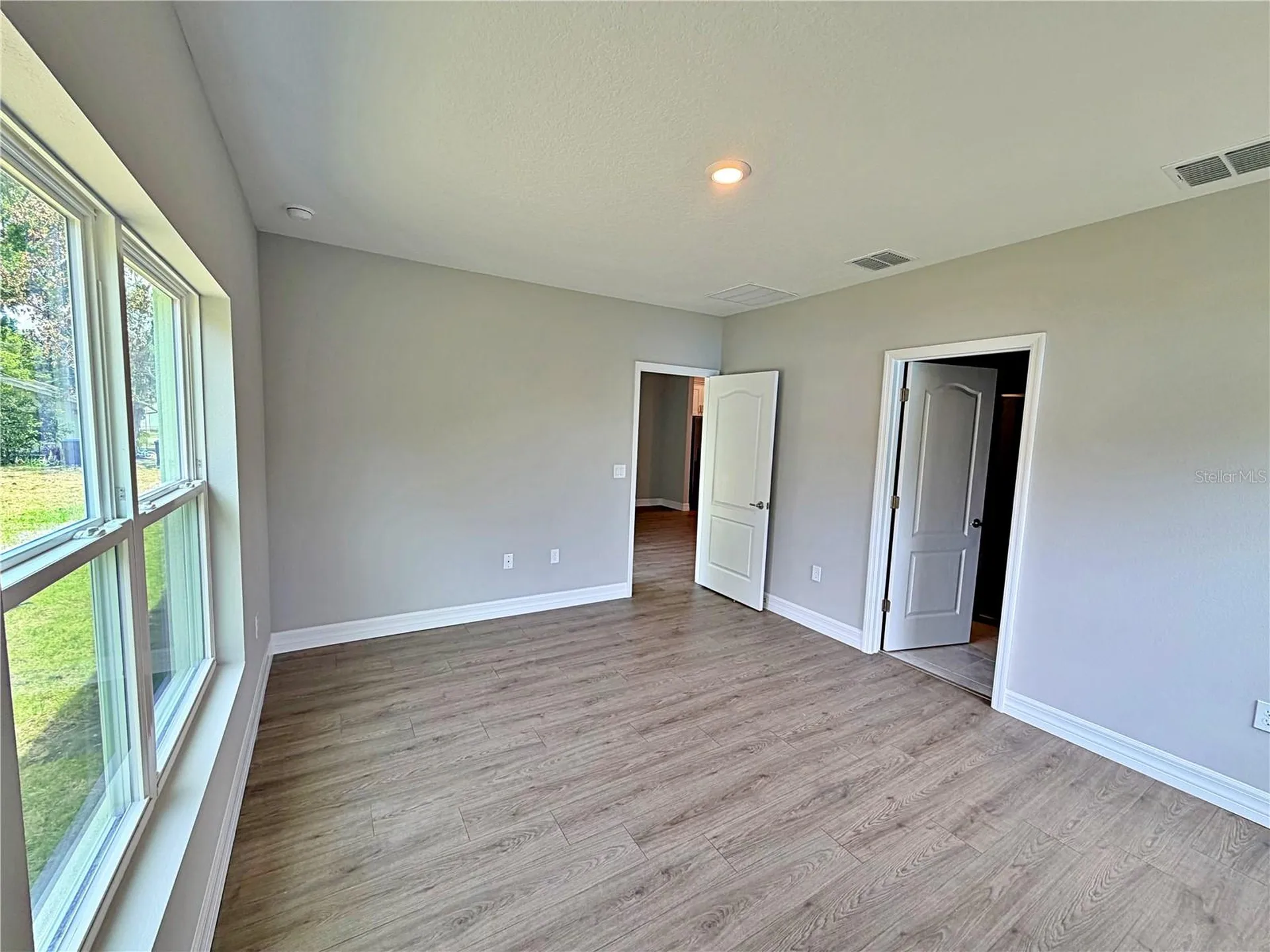 5023 Old Cheney Highway Orlando FL 32807