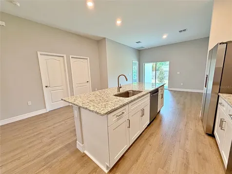 5023 Old Cheney Highway Orlando FL 32807