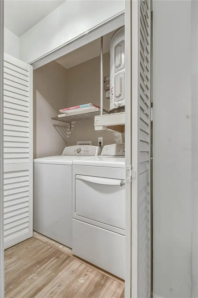 1696 Nash Court Dunedin FL 34698