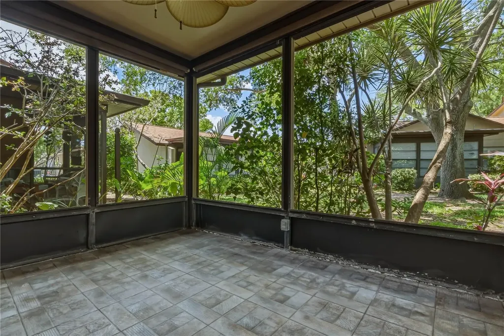 1696 Nash Court Dunedin FL 34698