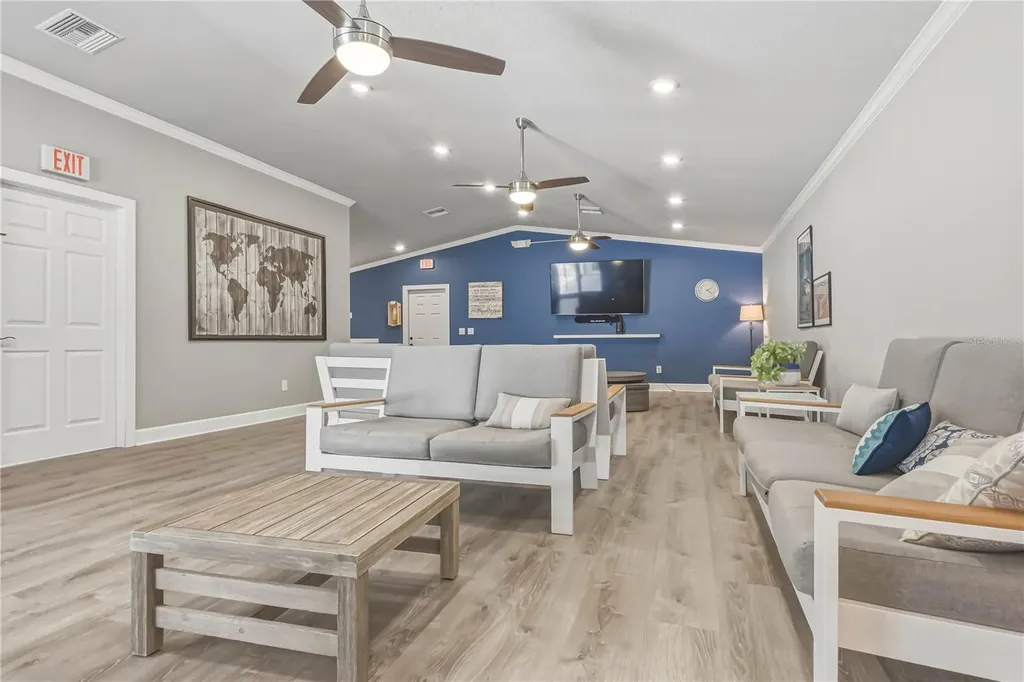 1696 Nash Court Dunedin FL 34698