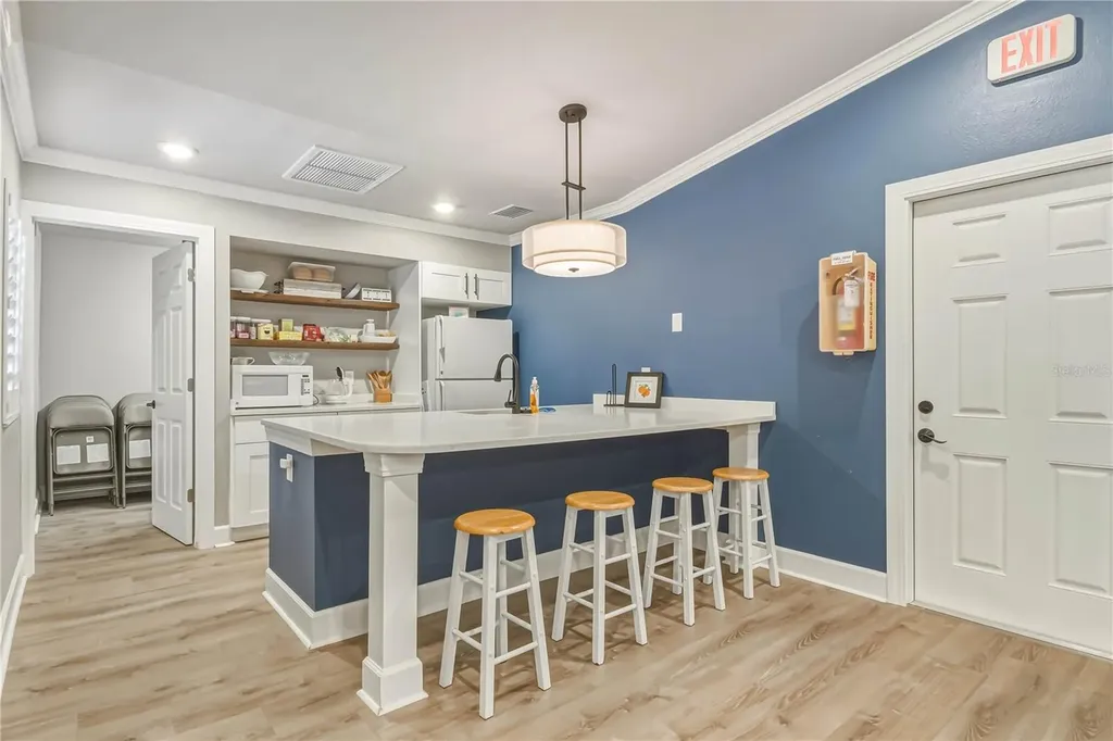 1696 Nash Court Dunedin FL 34698