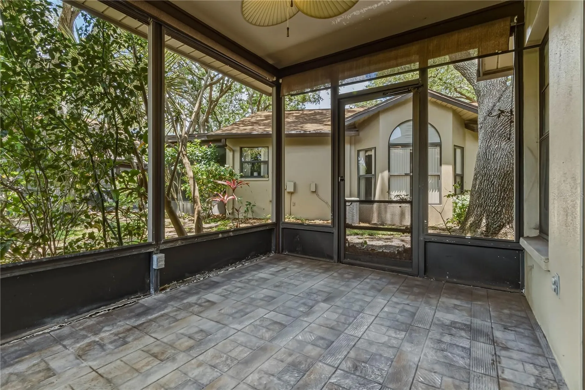 1696 Nash Court Dunedin FL 34698