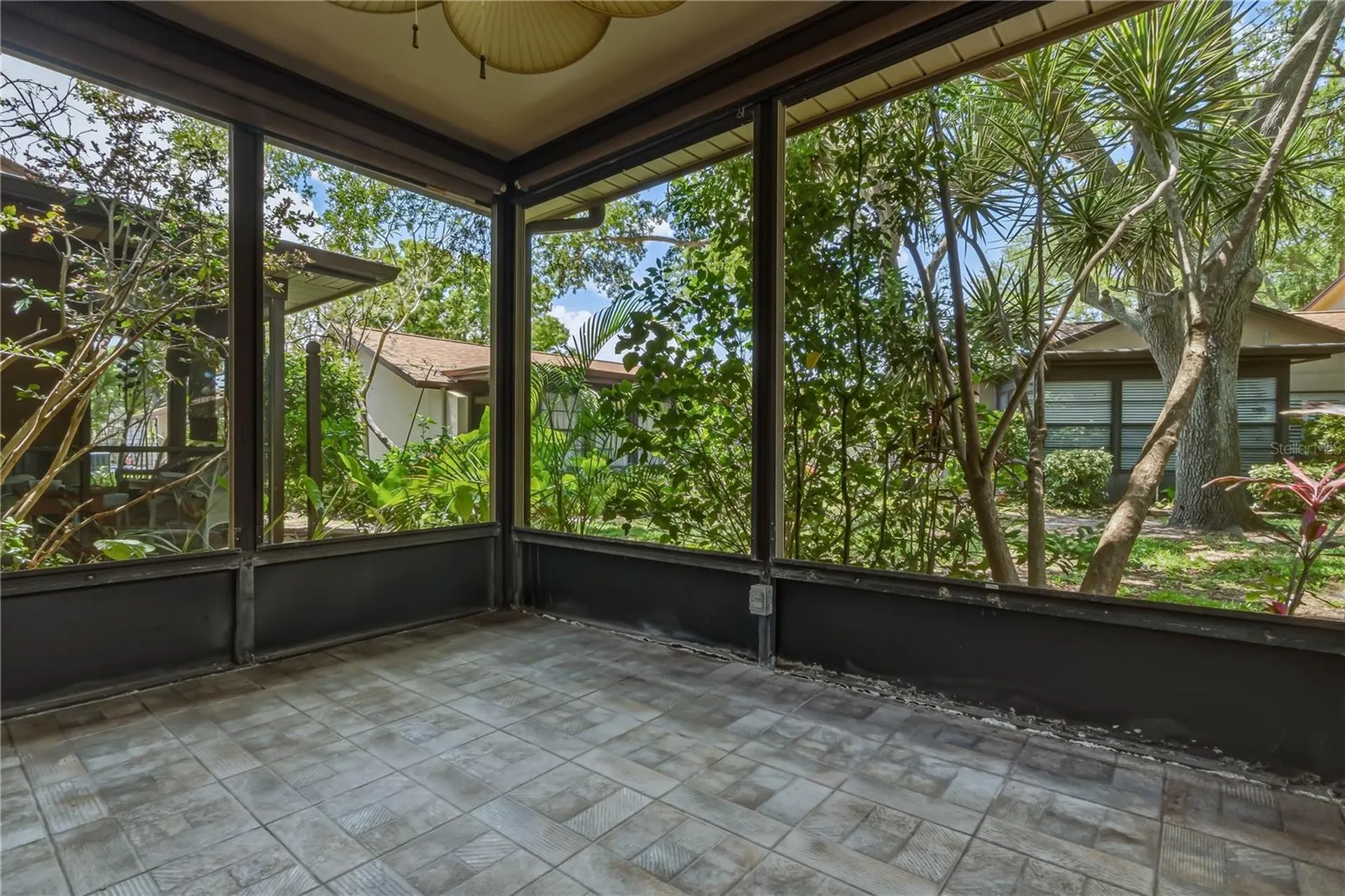 1696 Nash Court Dunedin FL 34698