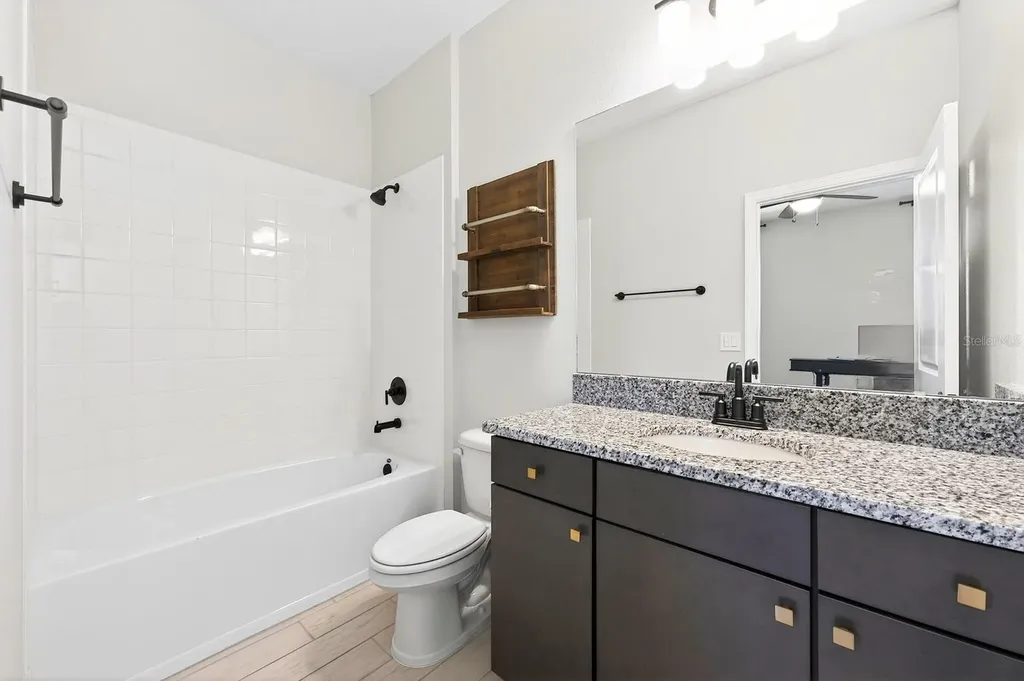640 Dogfish Lane Debary FL 32713