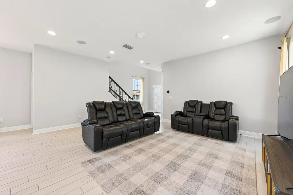 640 Dogfish Lane Debary FL 32713