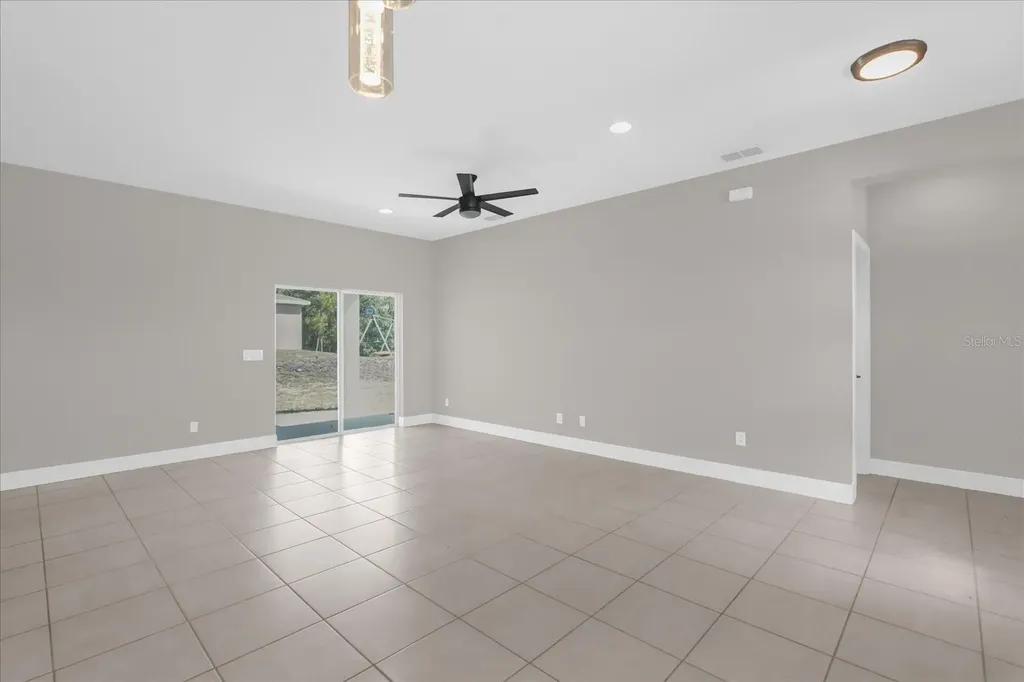 1430 Orlando Court Kissimmee FL 34759