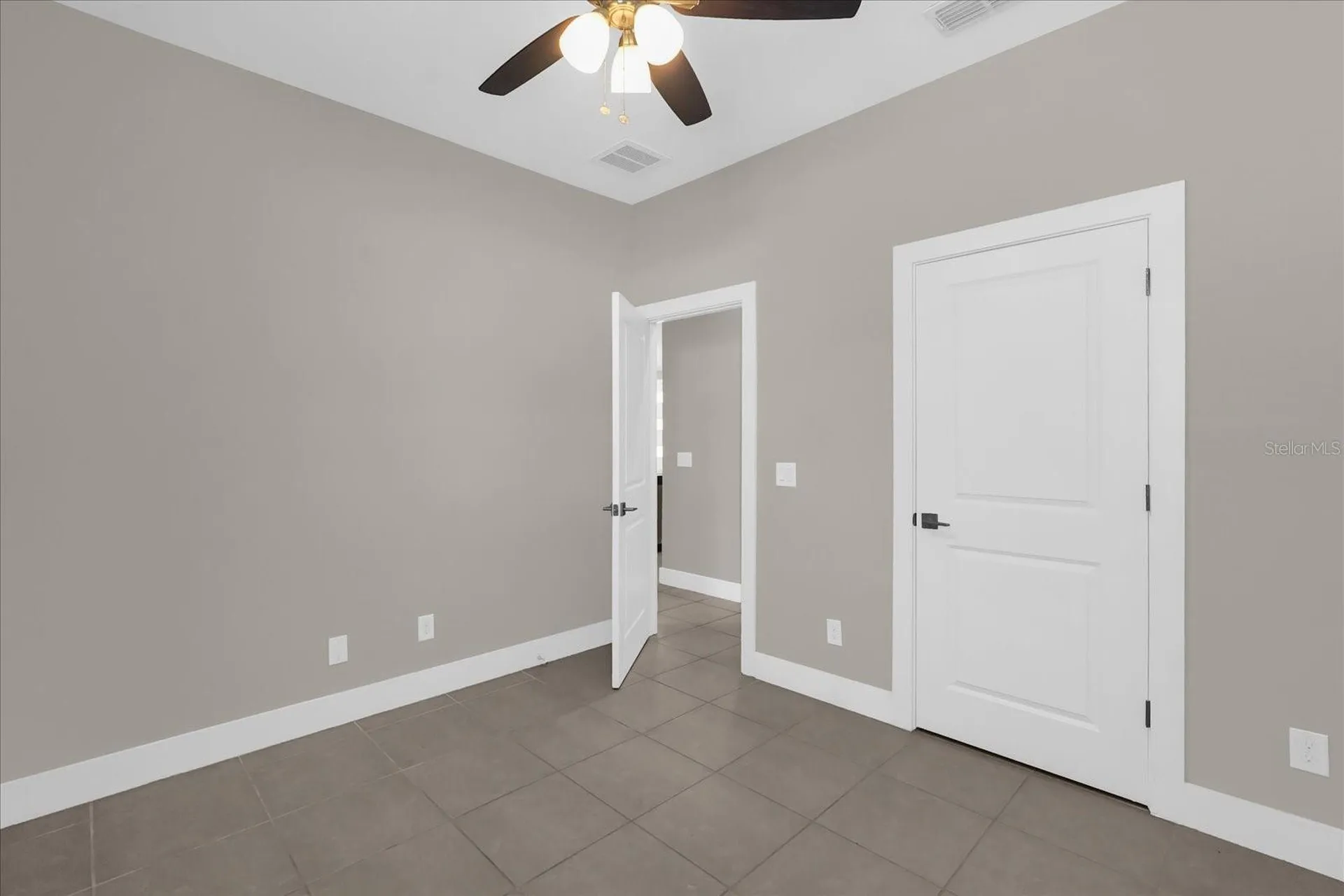 1430 Orlando Court Kissimmee FL 34759