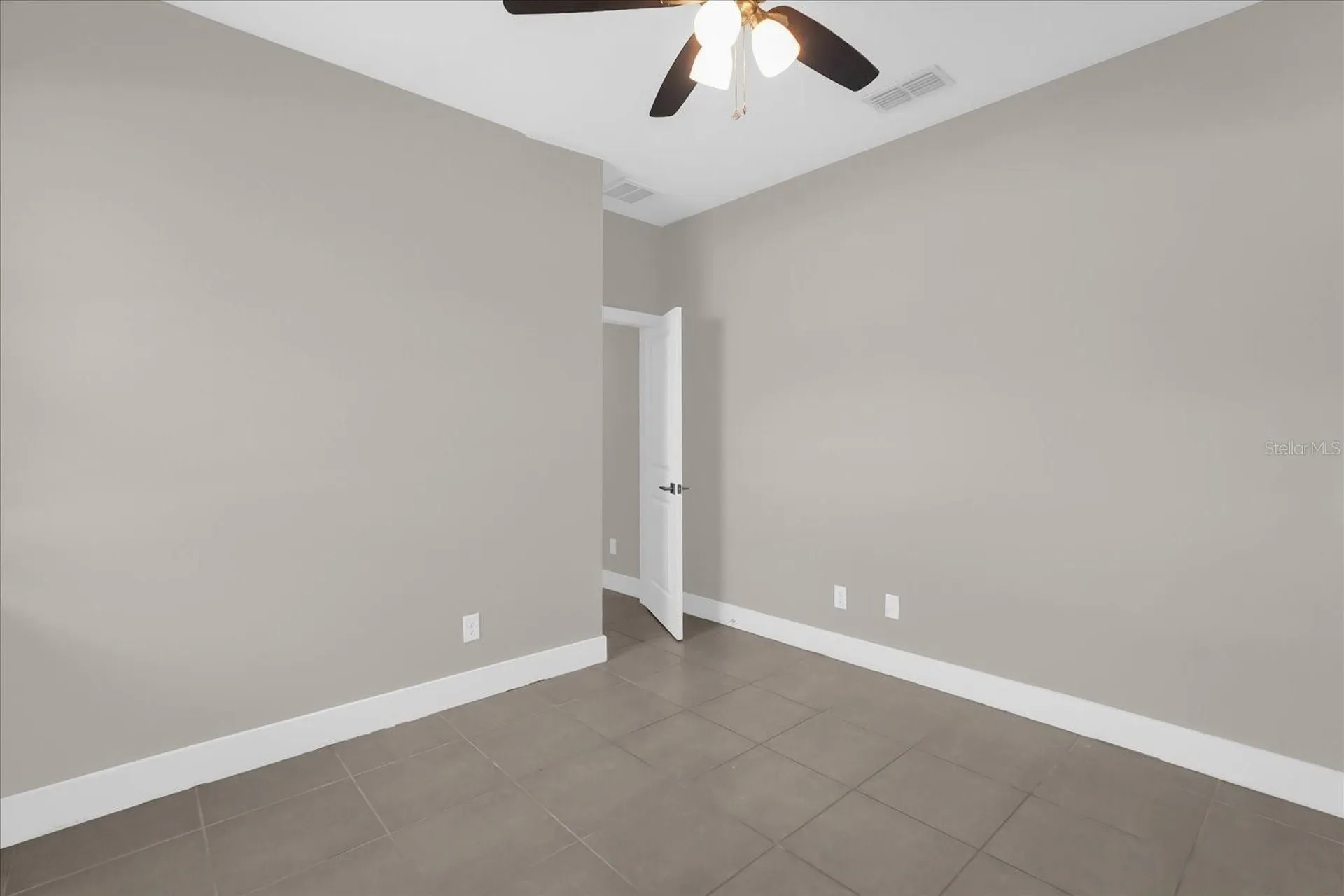 1430 Orlando Court Kissimmee FL 34759