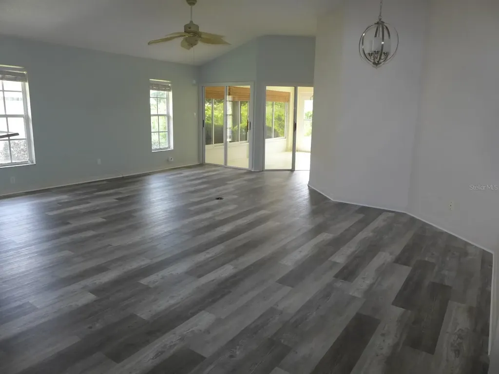 21721 King Richards Way Leesburg FL 34748